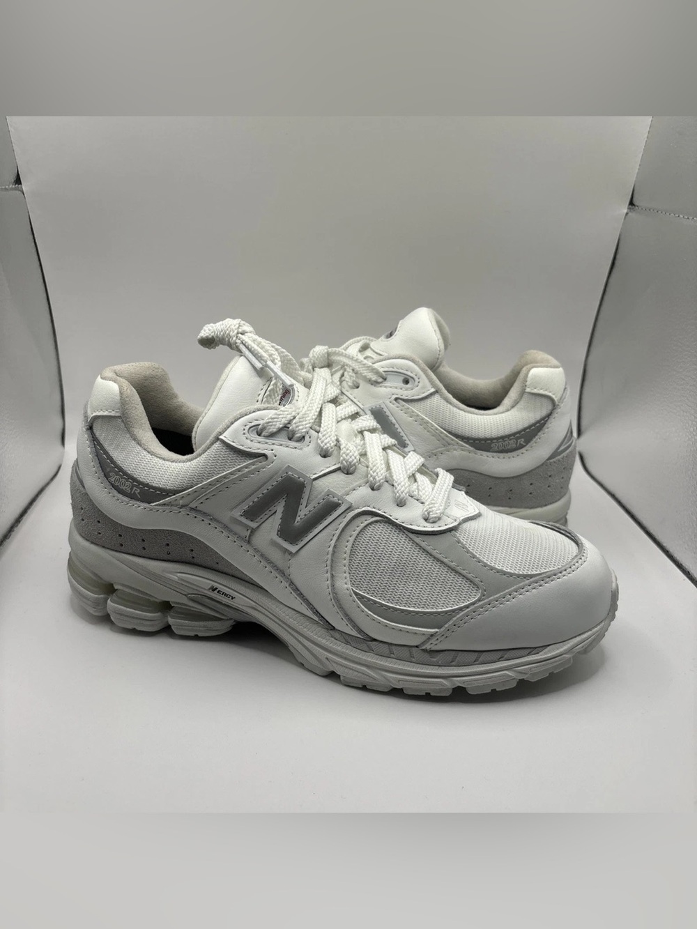 New Balance 2002R White & Gray Retro Runner Sneakers